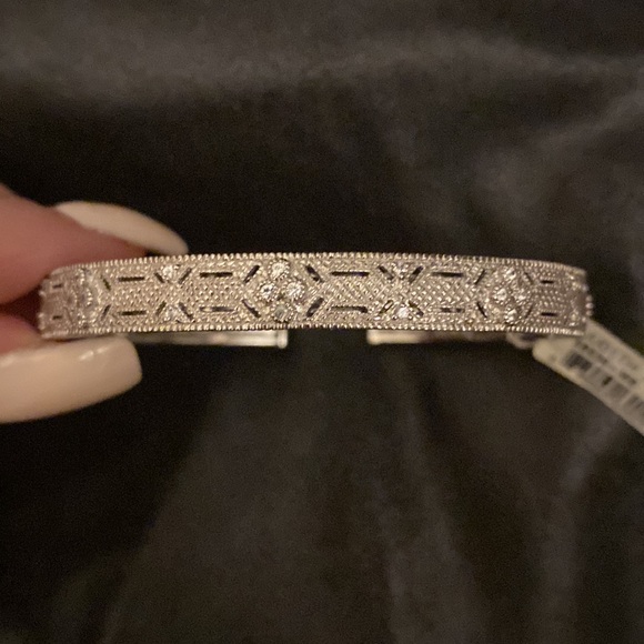 Gorgeous Judith Ripka SS white sapphire estate cuff NWT size S - Picture 4 of 6